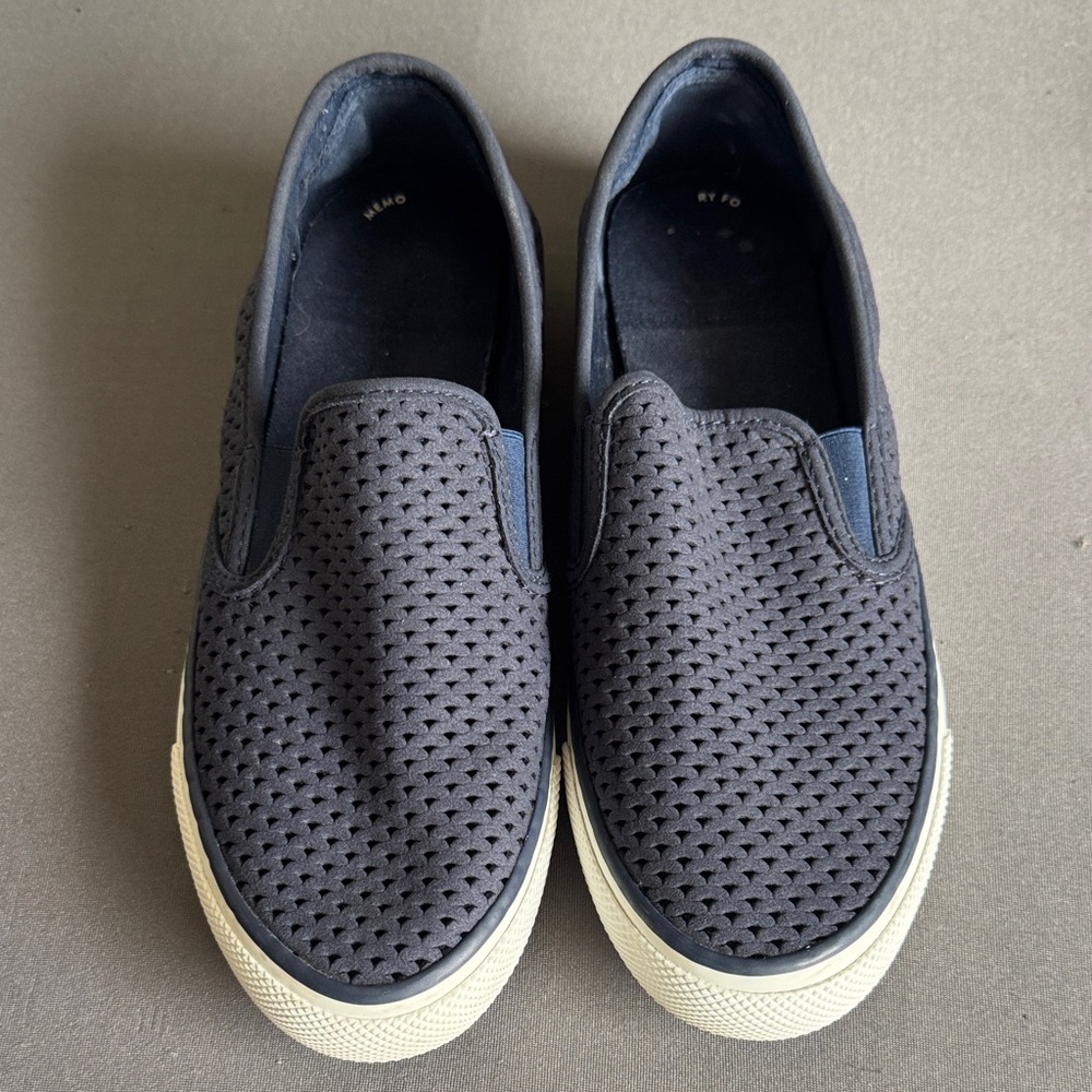 Stylish Sperry Navy Slip-On Shoes